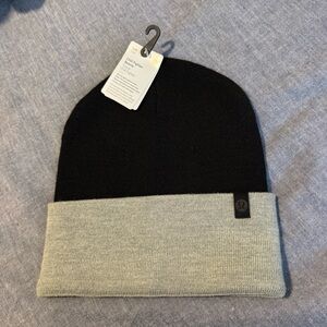 lululemon athletica Black and Gray Beanie